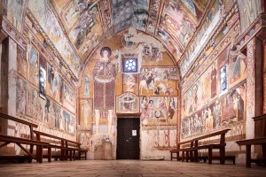 Oratorio di San Pellegrino nel complesso monastico di Bominaco.