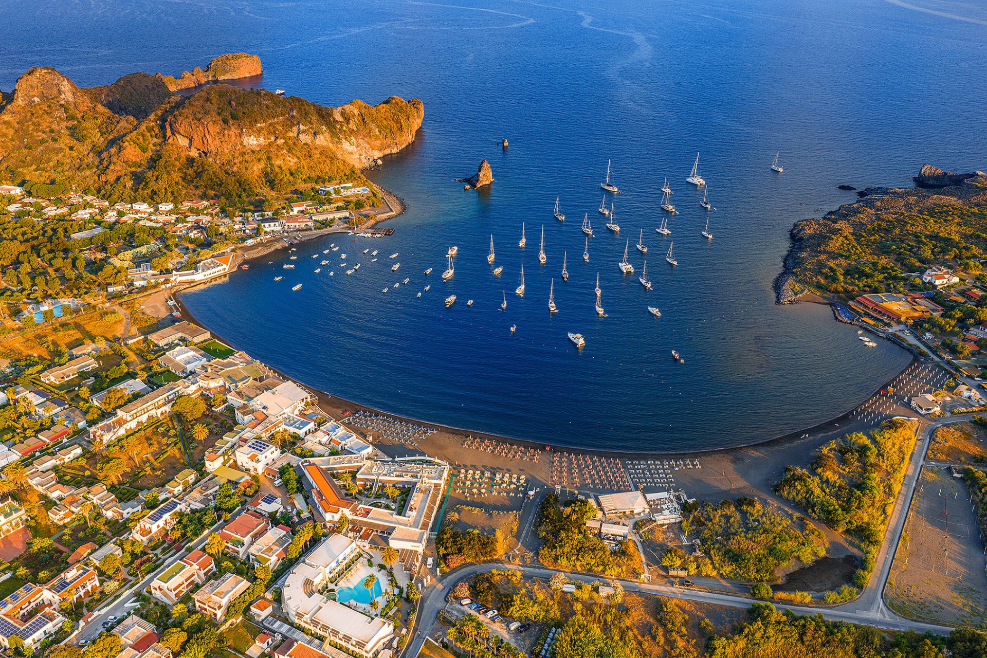 Spiaggia le Sabbie Nere, Vulcano
