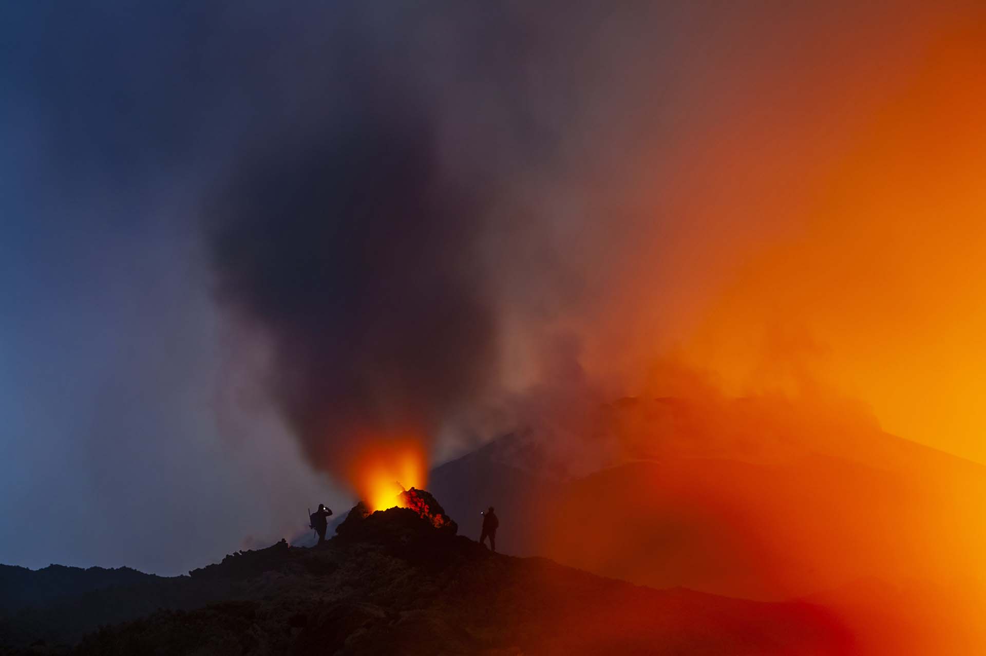 Etna, hornitos sul versante sud est dei crateri sommitali