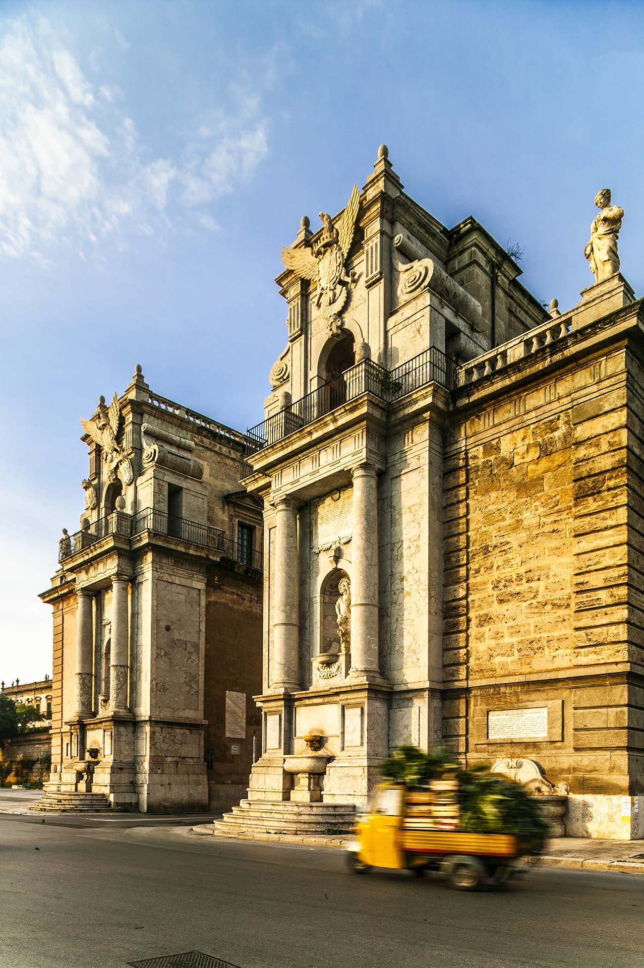 DE7U3187-Porta Felice, lo storico ingresso di Palermo dal mare