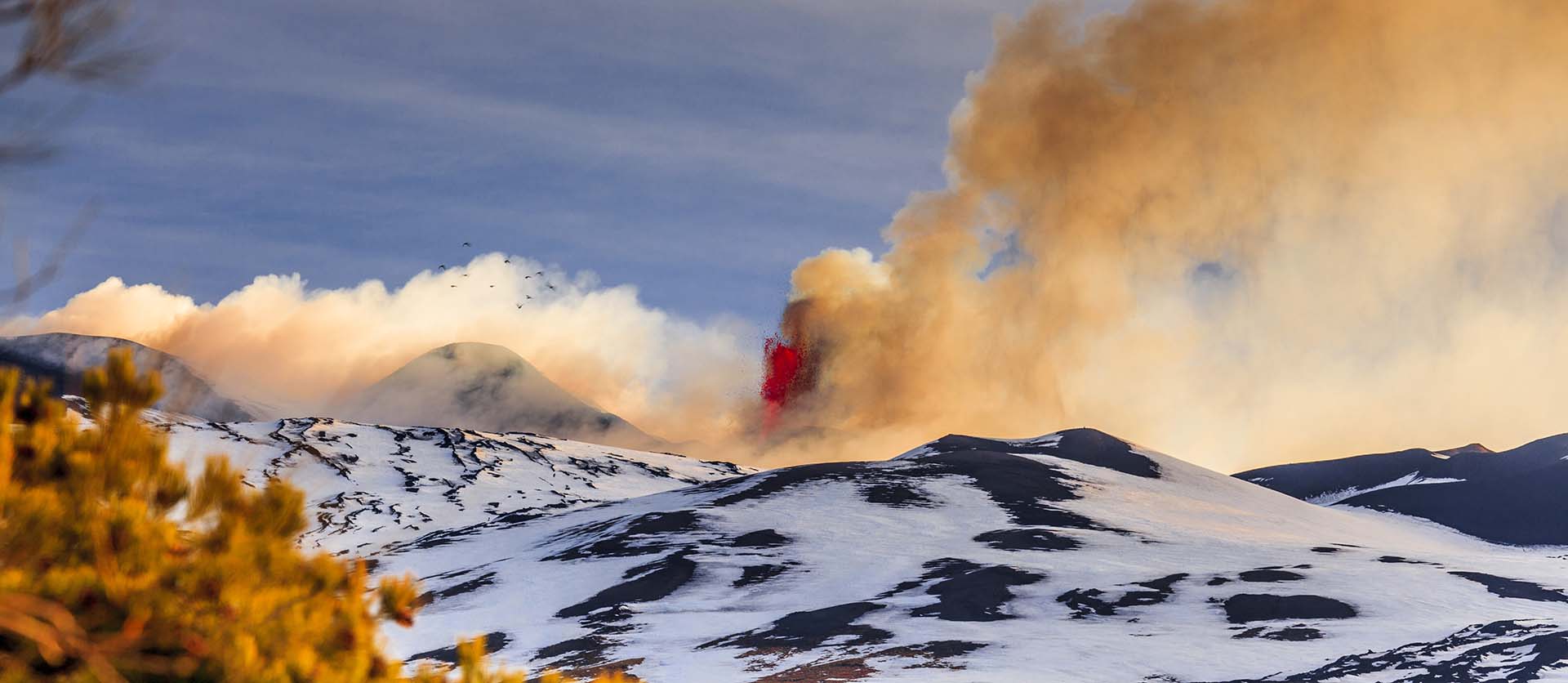_MG_1403-Eruzione dai crateri sommitali dell'Etna, veduta dal versante della Milia