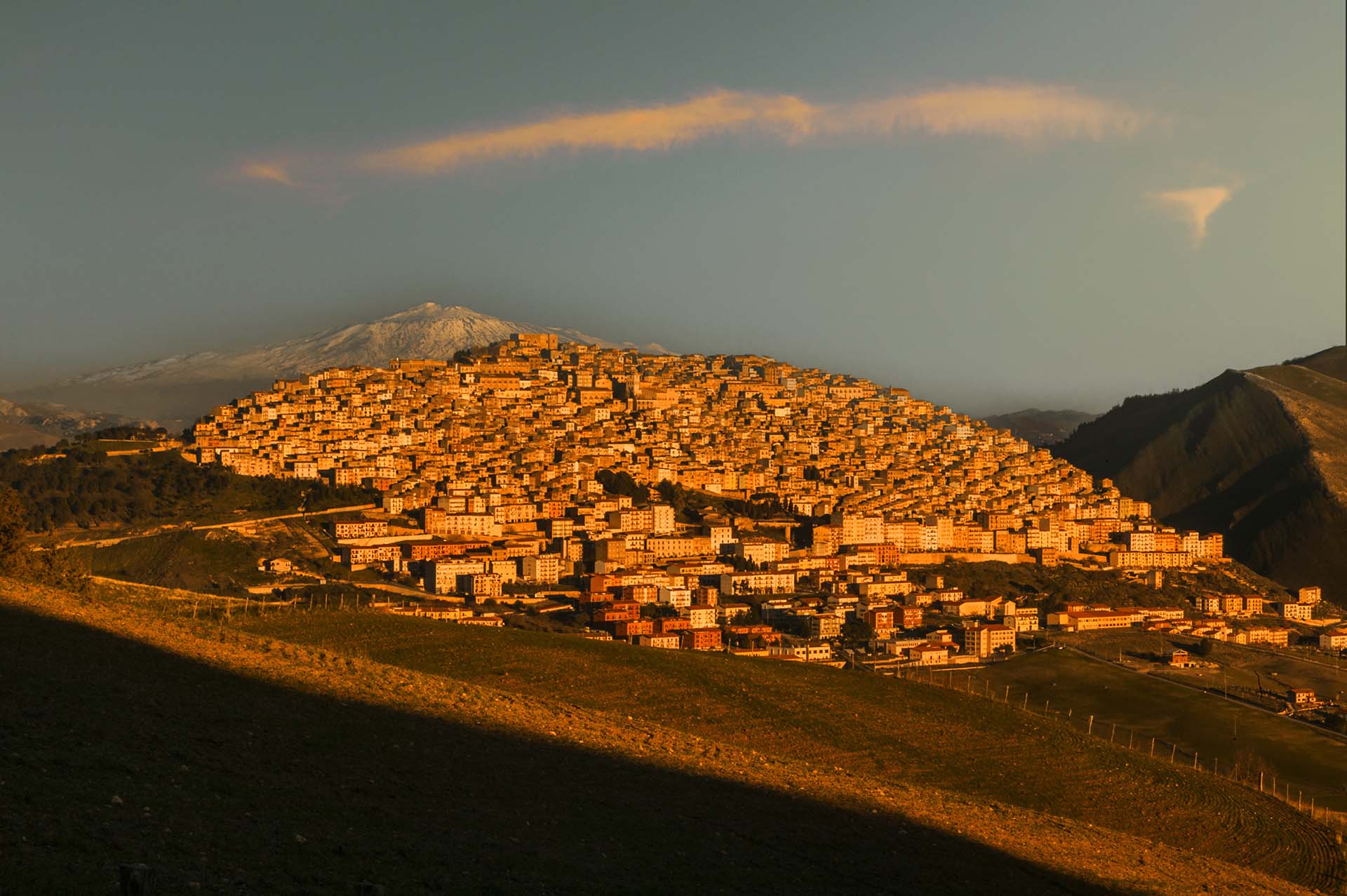 Gangi, cuore delle Madonie sotto lo sguardo del Vulcano