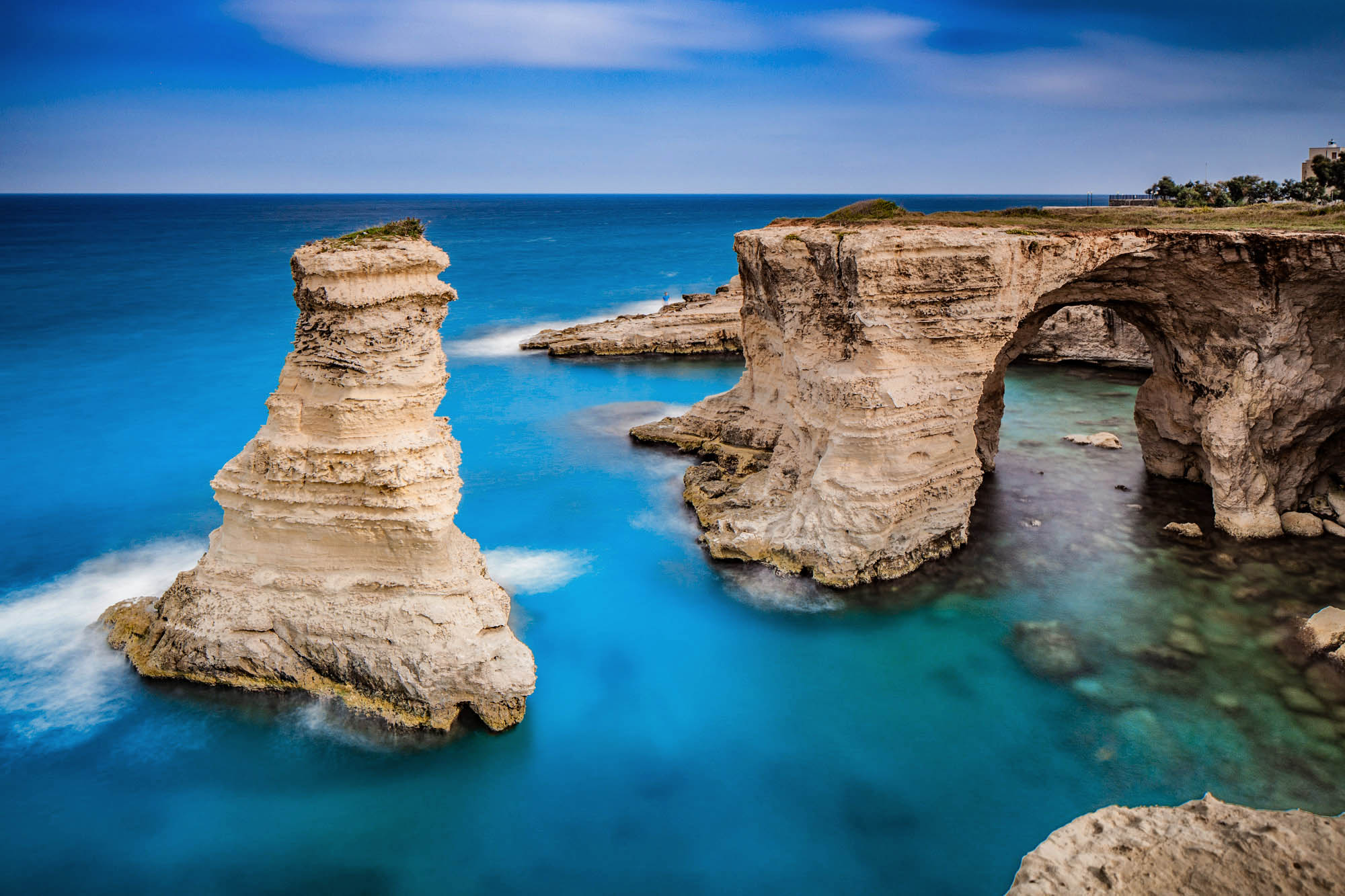 Faraglioni di Sant’Andrea: Omaggio all’Arco dell’Amore Perduto