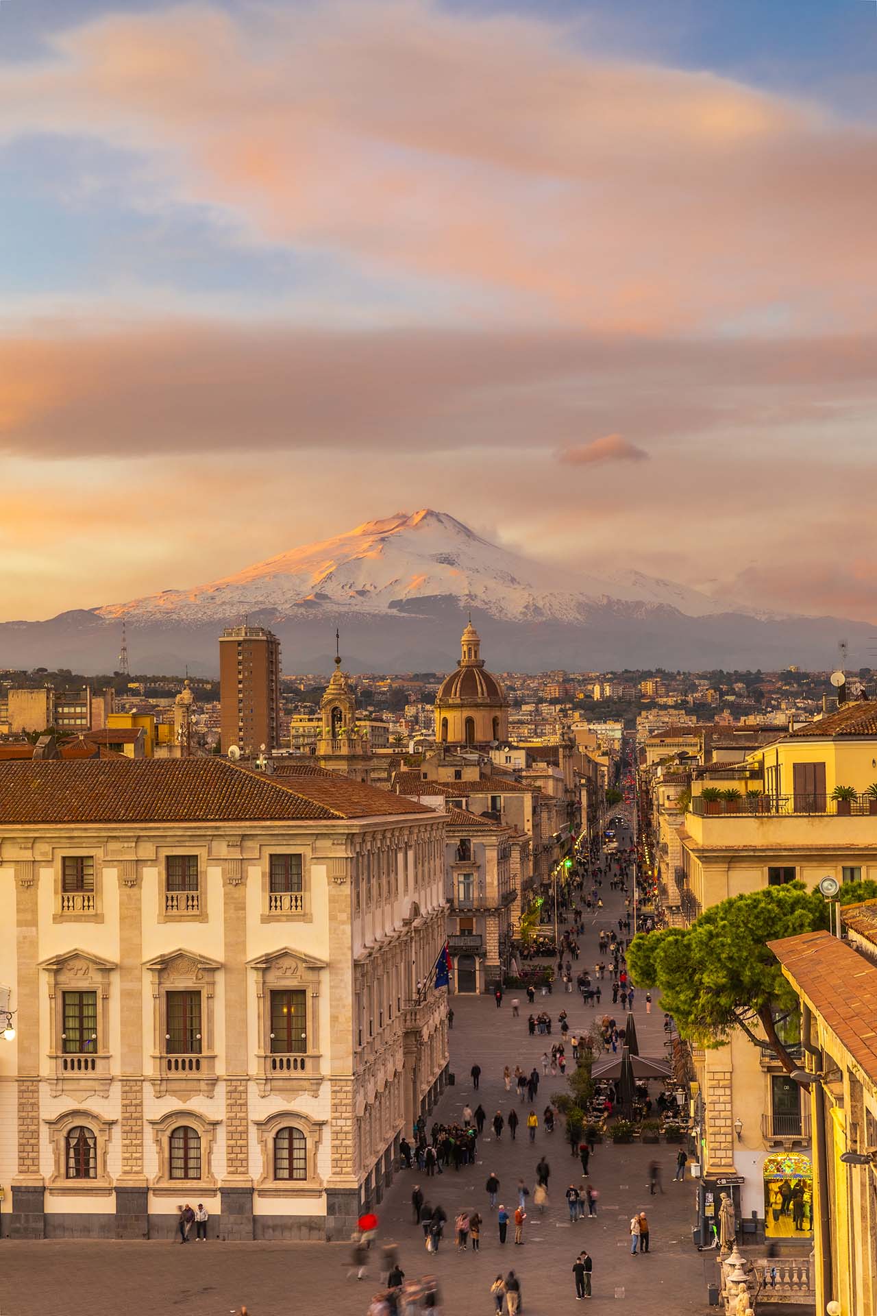 L’arteria barocca di Catania verso l’Etna