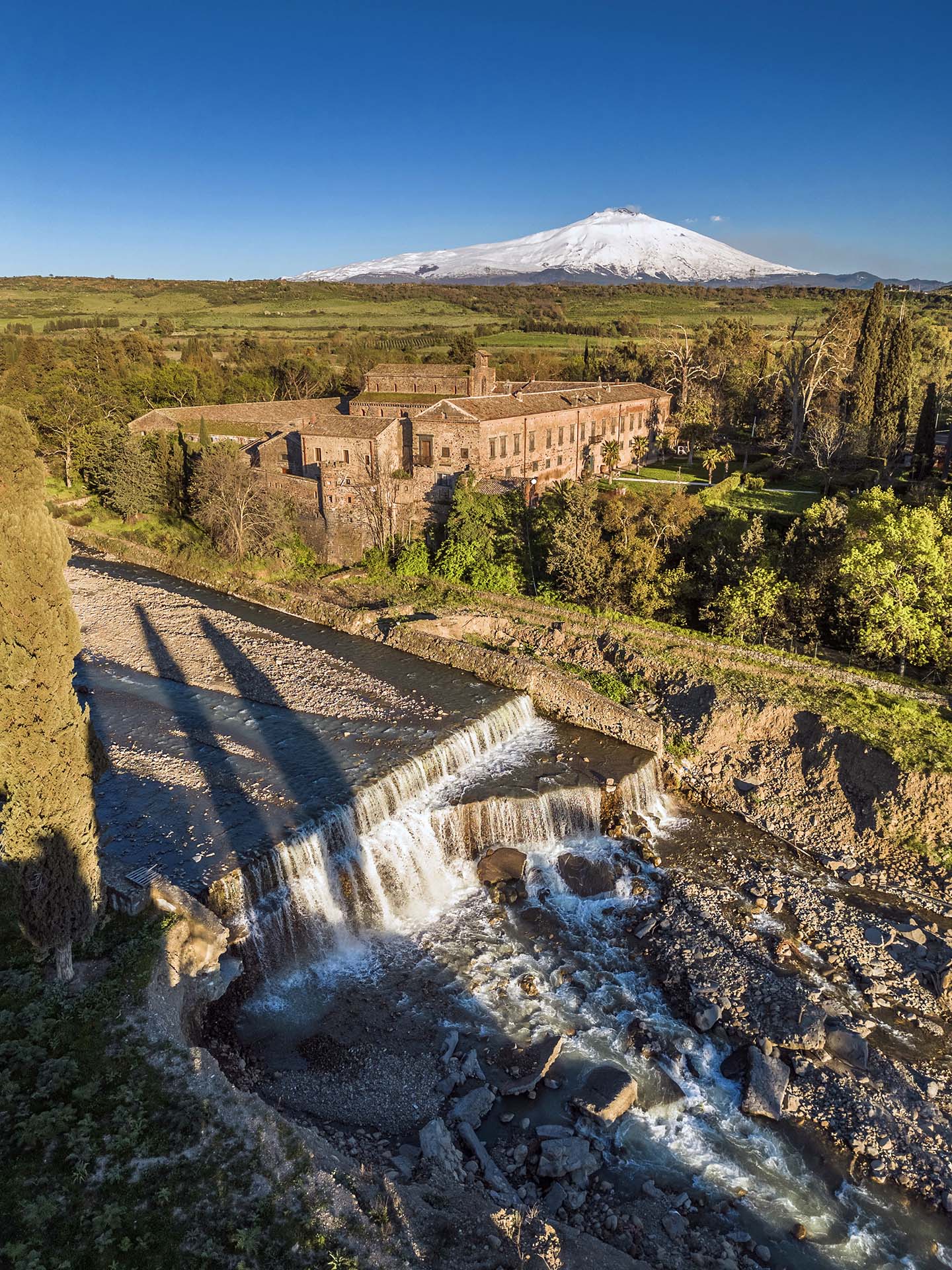 DJI_0738-HDR - Il Castello di Nelson e il fiume Simeto alle pendici dell’Etna