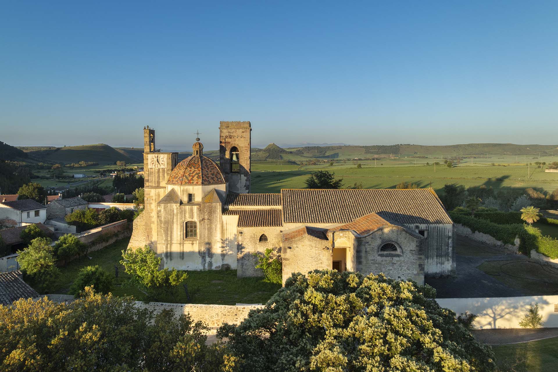 Il Cuore Sacro di Barumini: La Chiesa dell’Immacolata Concezione tra Storia e Silenzi.