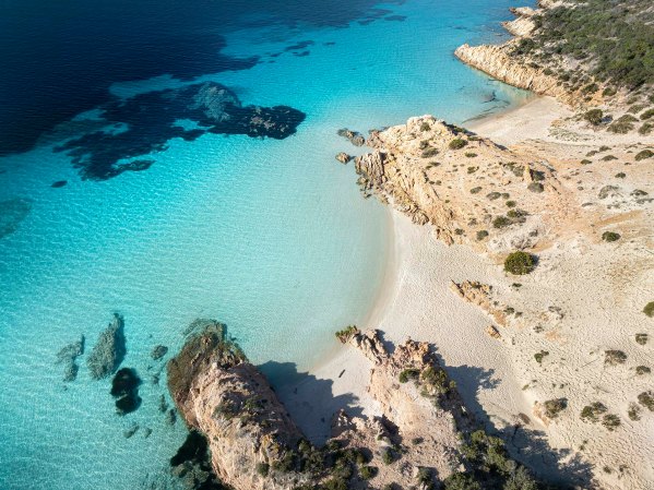 Cala Soraya sull'Isola di Spargi