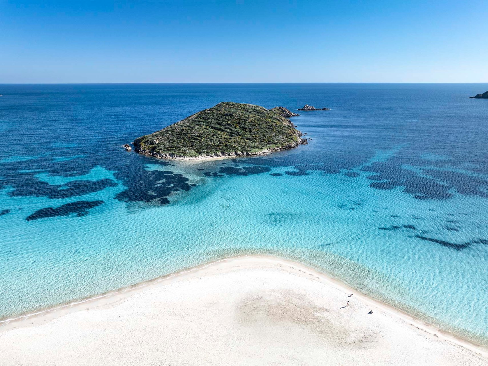 Il mare e la spiaggia di Tuerredda nella Costa del Sud in Sardegna