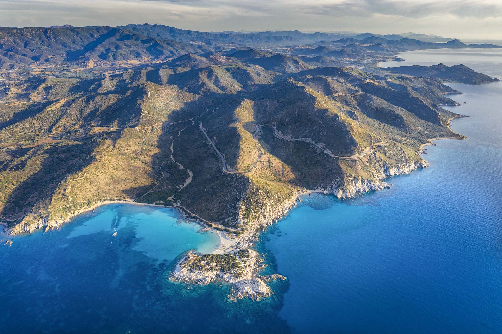 La Penisola di Punta Molentis nel sud della sardegna