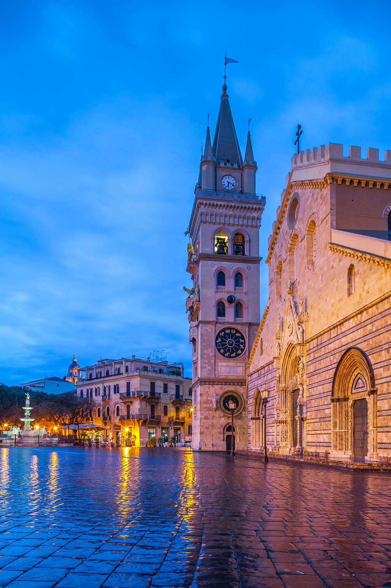 Messina, la Cattedrale di Santa Maria Assunta e Piazza Duomo