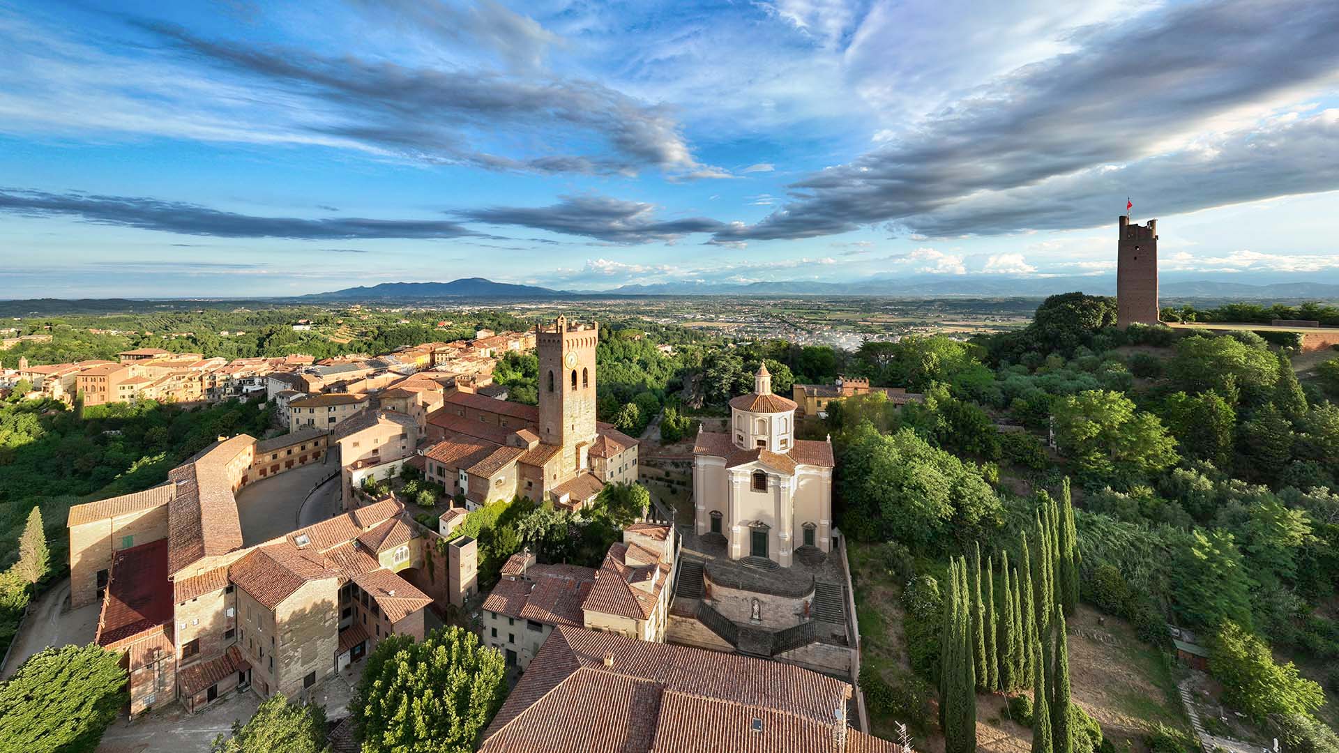 Il borgo di San Miniato in toscana.