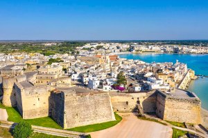 Le mura del Castello aragonese di Otranto