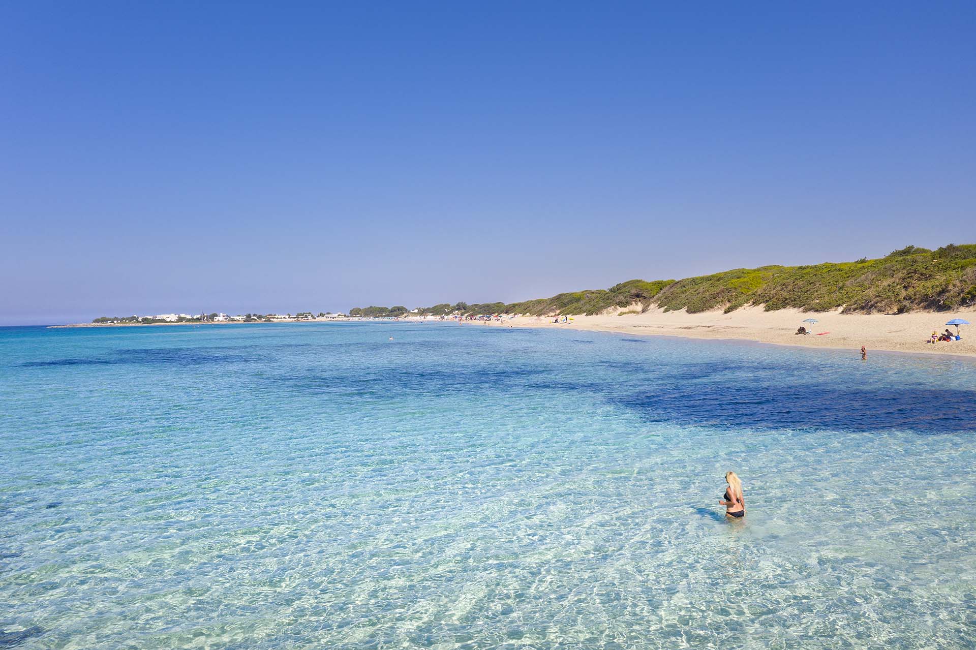 Il mare e la spiaggia di Punta Prosciutto a Porto Cesareo.