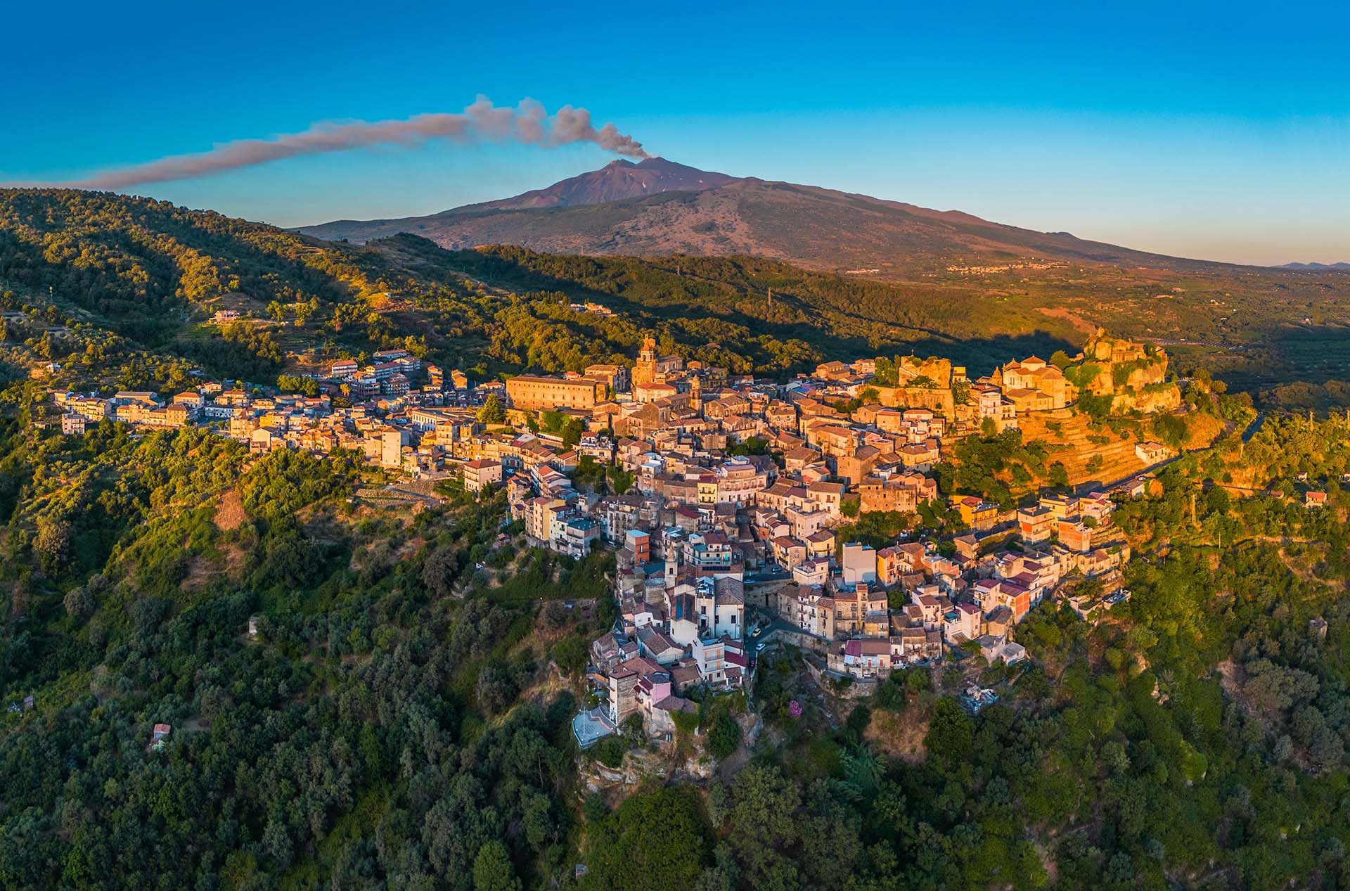 DJI_0611-Pano-2 - Sotto il respiro dell'Etna, Castiglione di Sicilia si sveglia immerso tra i boschi