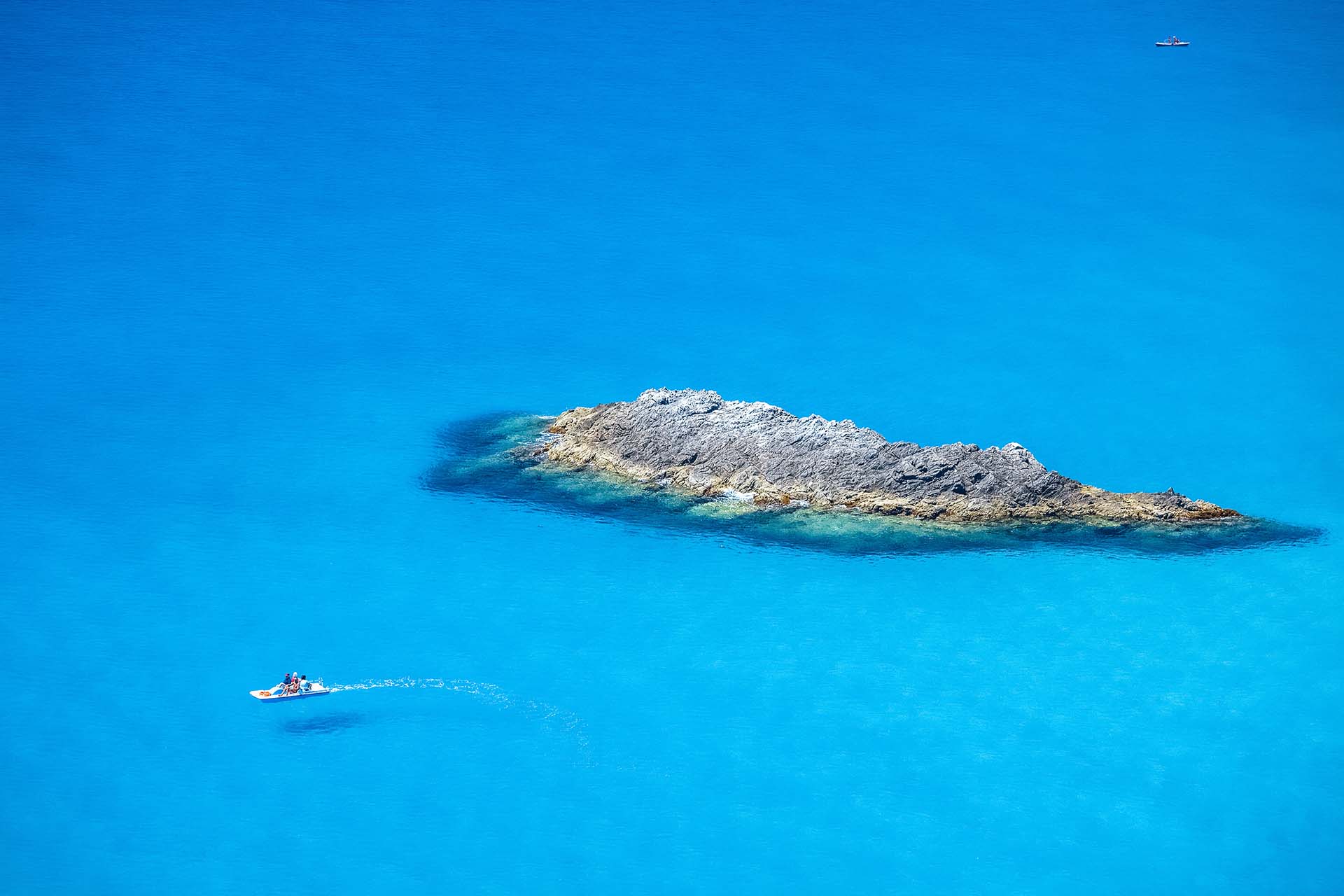 GET-777128 - Scogli nel mare turchese di Capo Vaticano