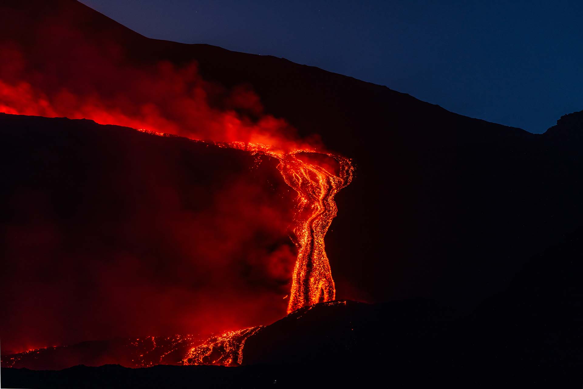 SAFF0343-HDR-2 - Eruzione dell'Etna – Disegni di fuoco tra la Valle del Leone e la Valle del Bove