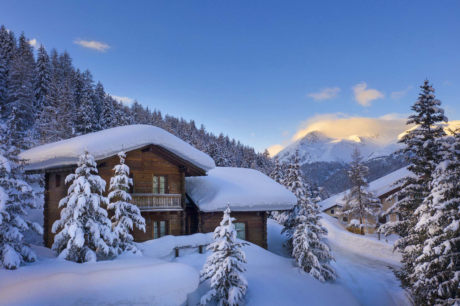 Chalet sotto la neve a Livigno