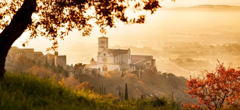 Vista sulla Basilica di San Francesco ad Assisi.