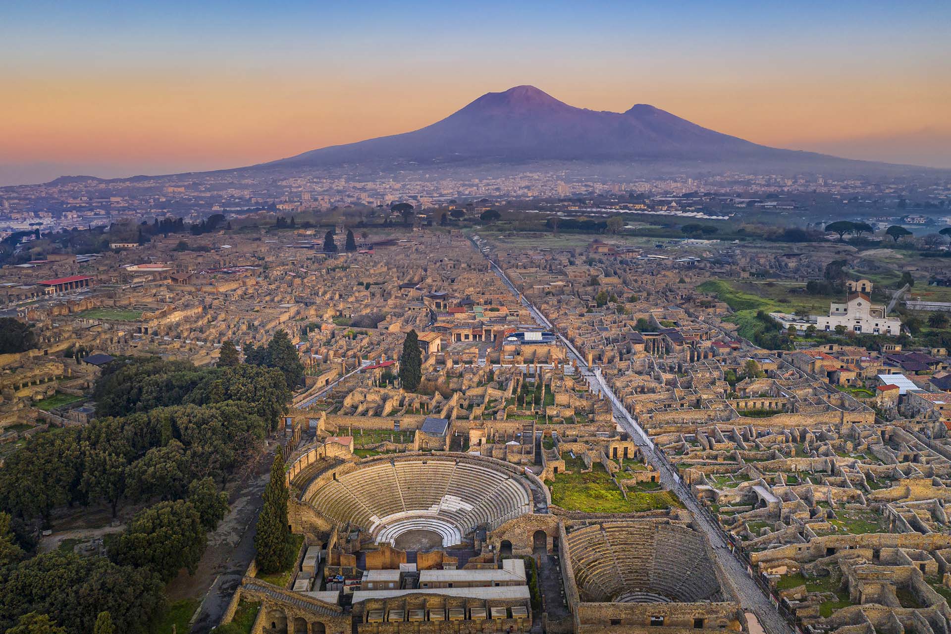 Il sito archeologico di Pompei e il Vesuvio.