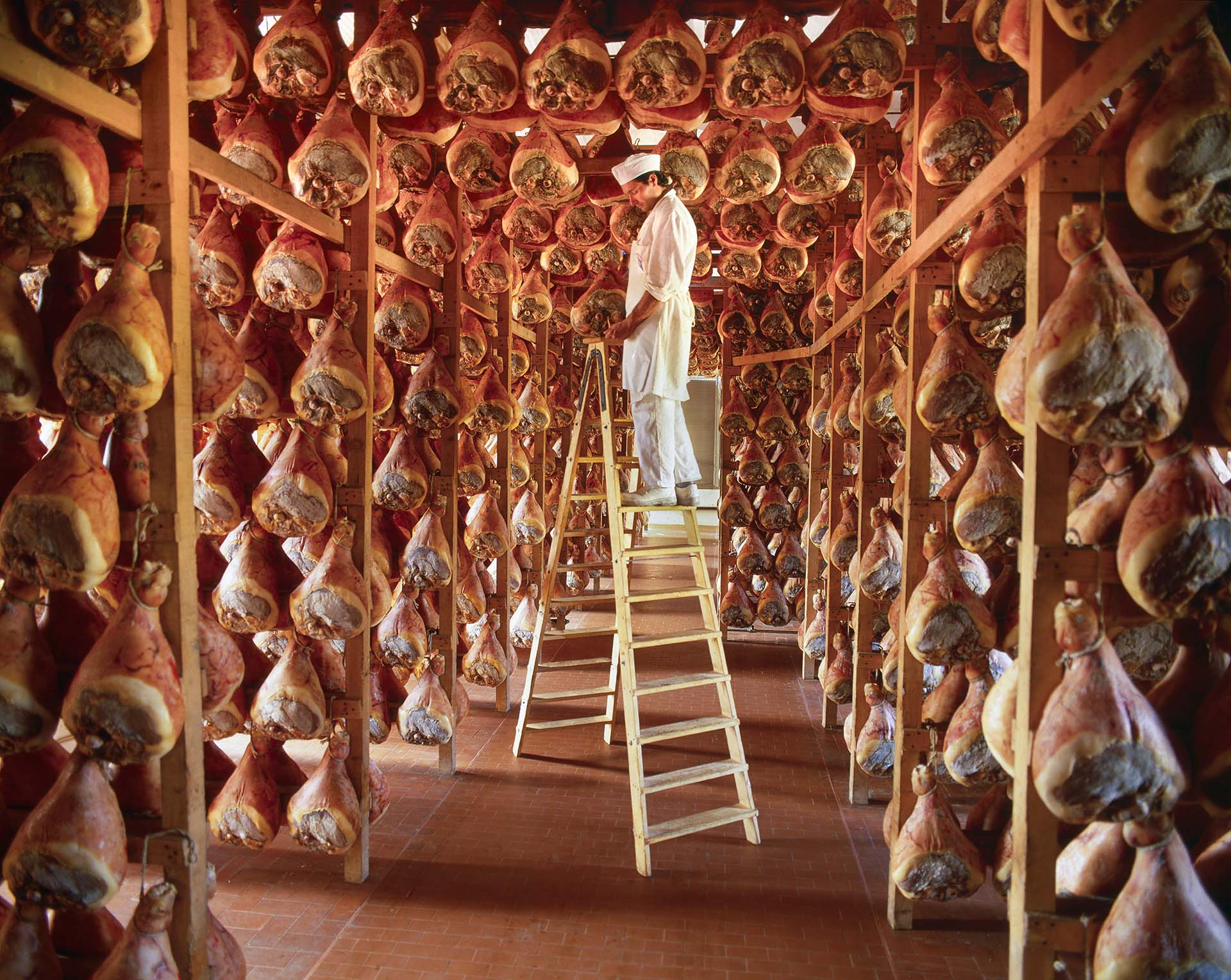 Ambiente di stagionatura del Prosciutto di Parma.