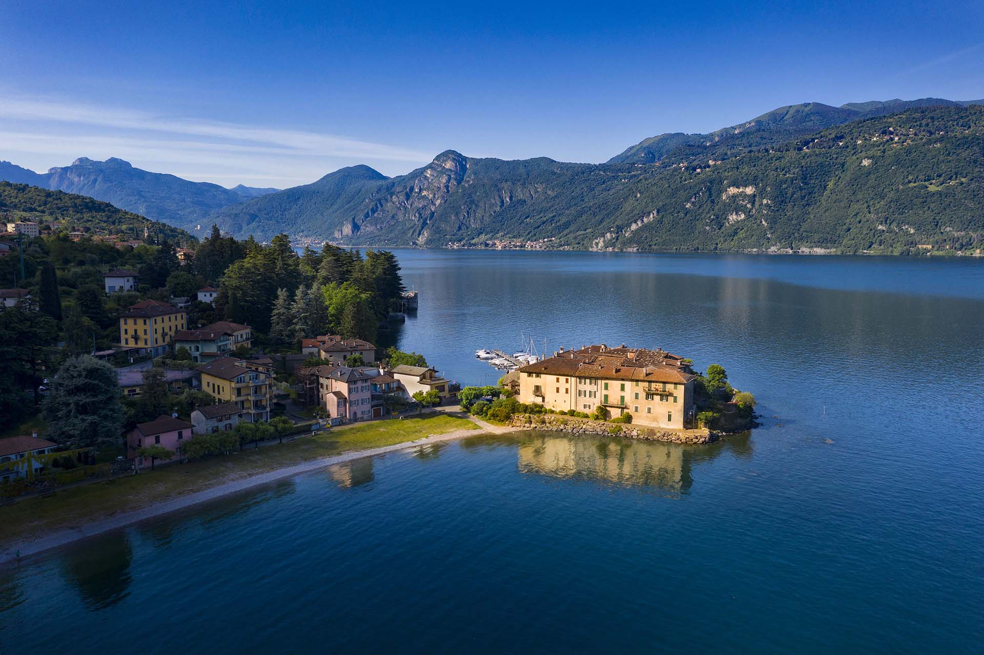 Lierna e la Magia di Riva Bianca: Il Borgo Incantato del Lago di Como.