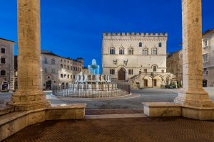 Palazzo dei Priori e Fontana Maggiore a Perugia.
