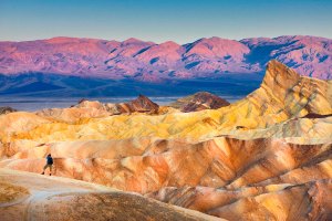 Zabriskie Point nella Death Valley in California.