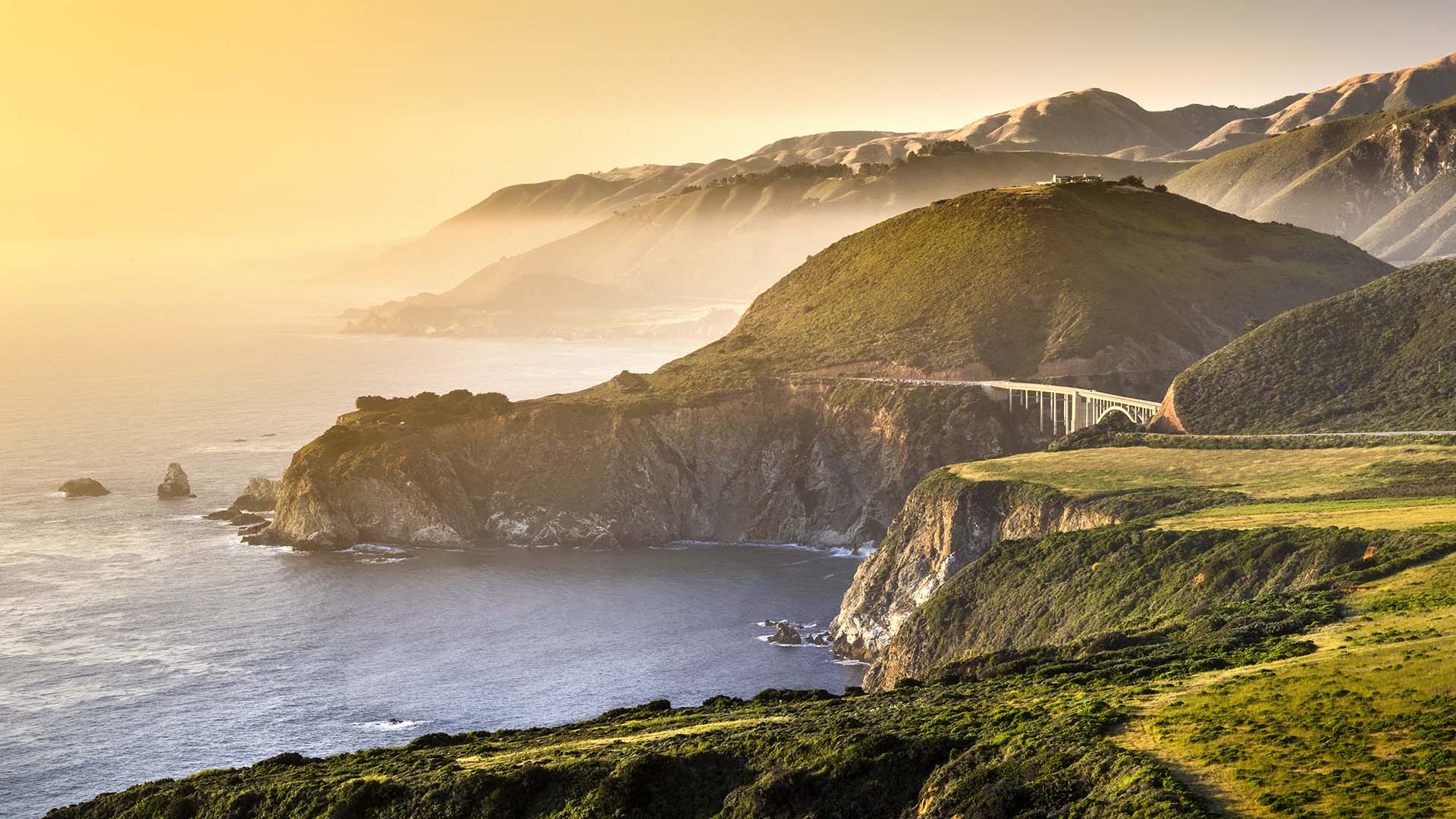 Nel Big Sur la Magia del Bixby Bridge lungo la Highway 1 in California.