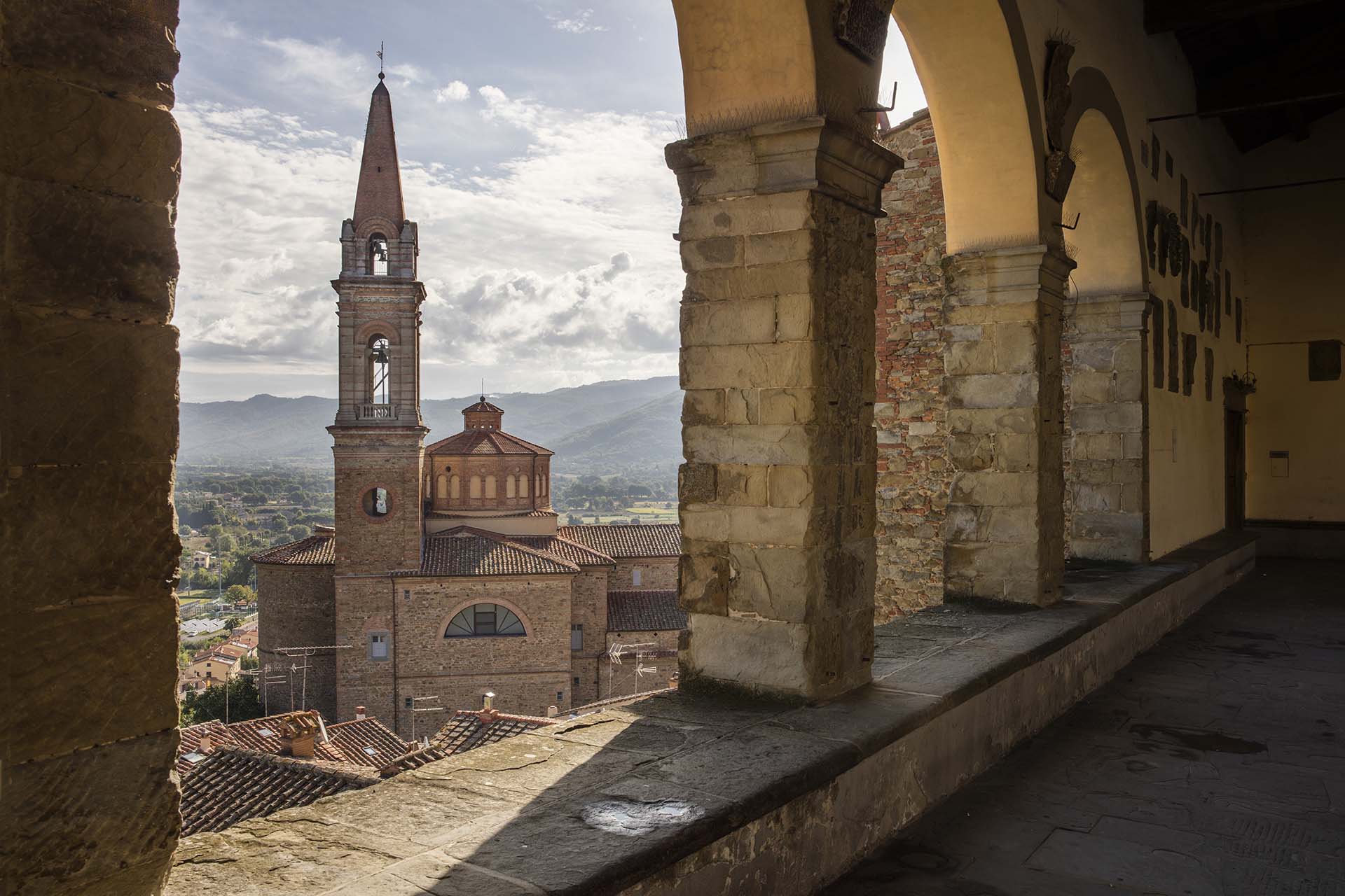 Le Arcate delle Logge del Vasari: Finestre sull’Anima di Castiglion Fiorentino.