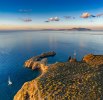 Alba a Cala Junco con l’Etna in Eruzione