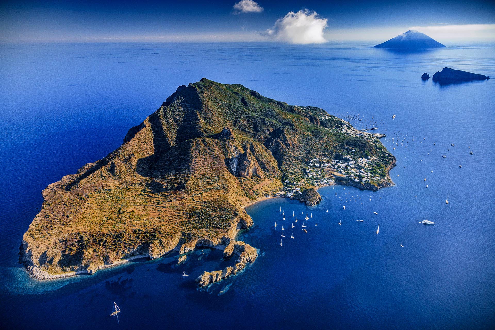 Panarea vista da elicottero