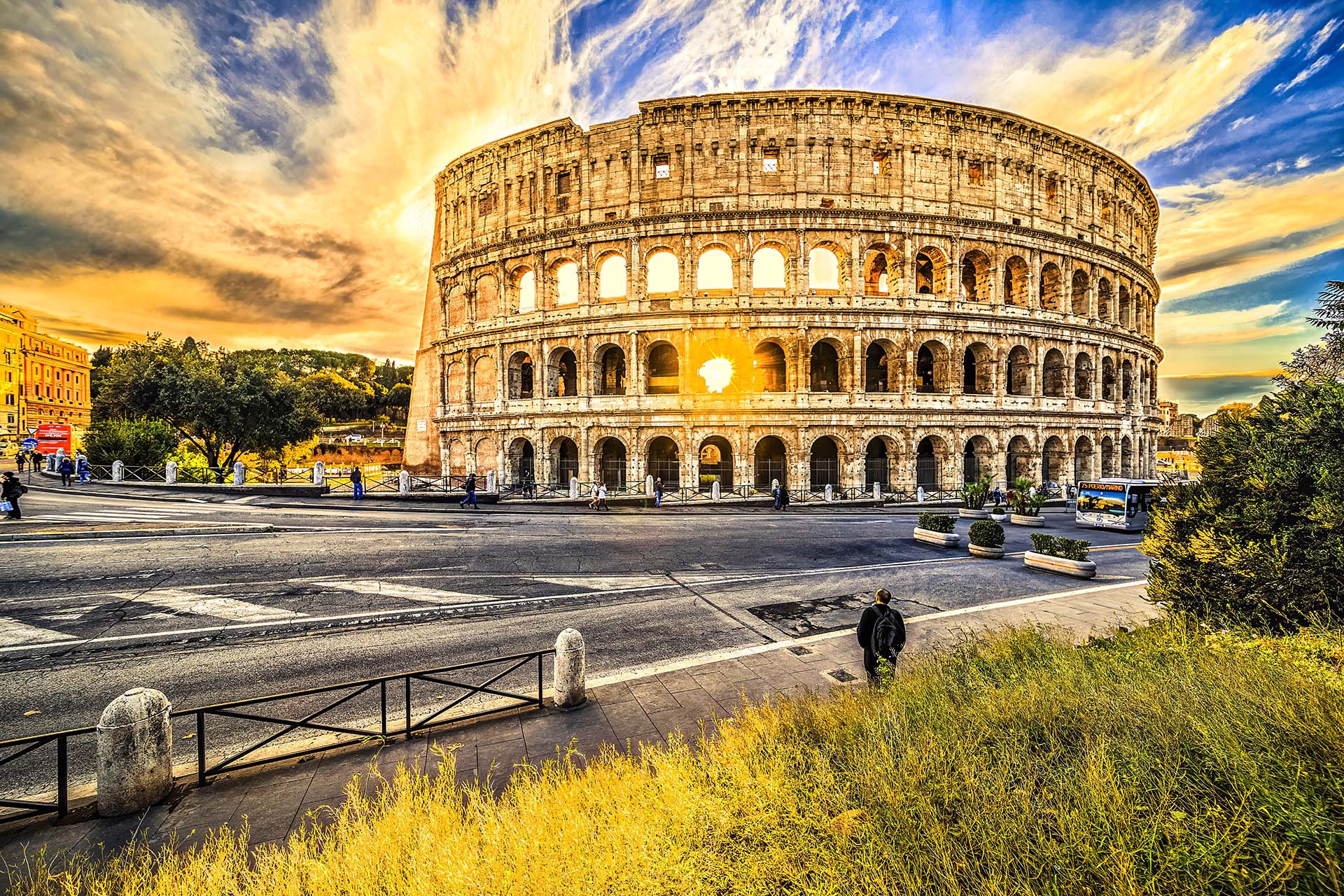 Luce Imperiale: Il Tramonto Dorato dell’Anfiteatro Flavio